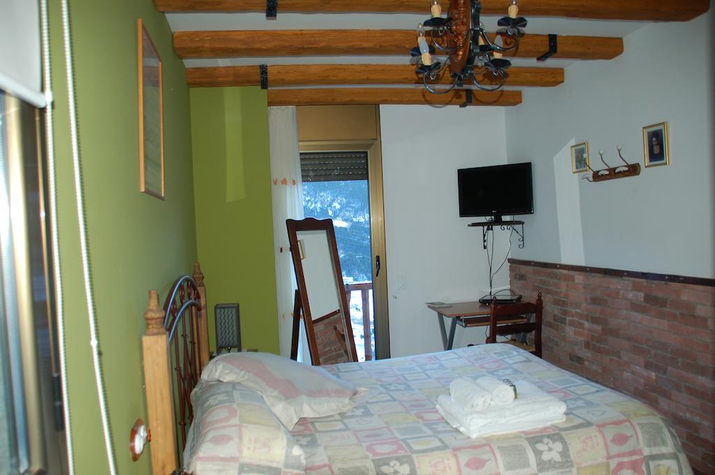 Casa Rural Restaurant Borda Patxeta Canillo Szoba fotó