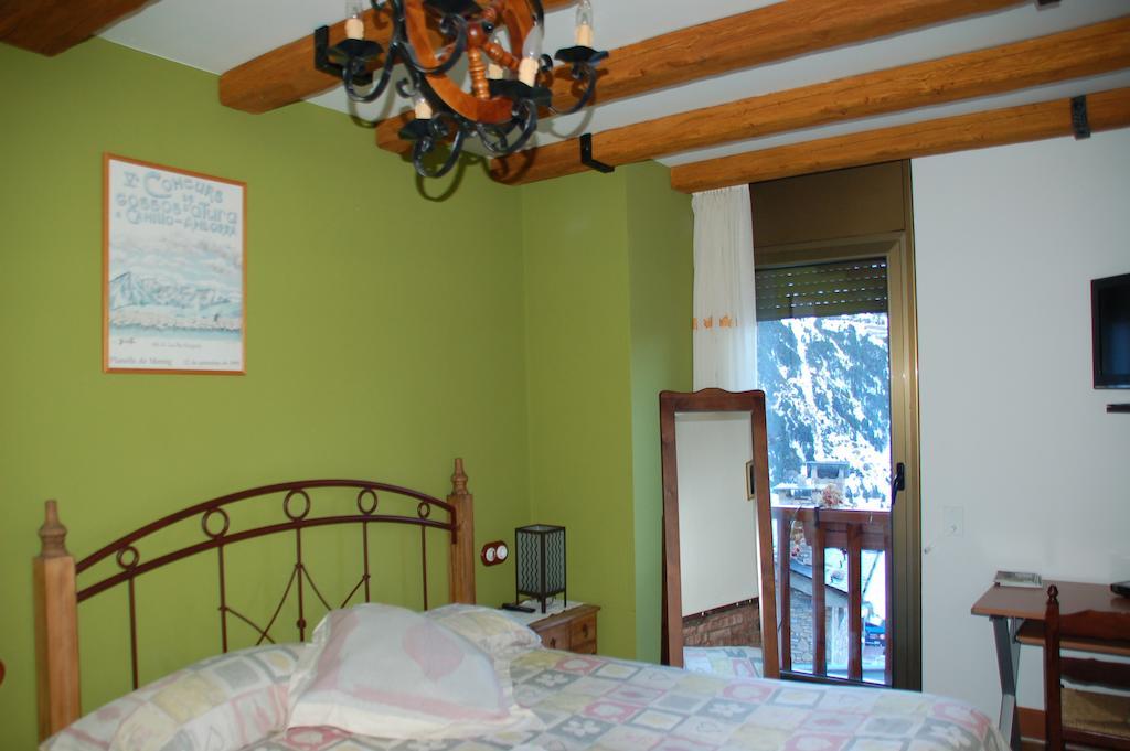 Casa Rural Restaurant Borda Patxeta Canillo Szoba fotó